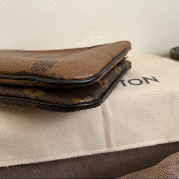 Authentic Louis Vuitton Monogram Reverse Giant Double Zip Pochette - Picture 5 of 8